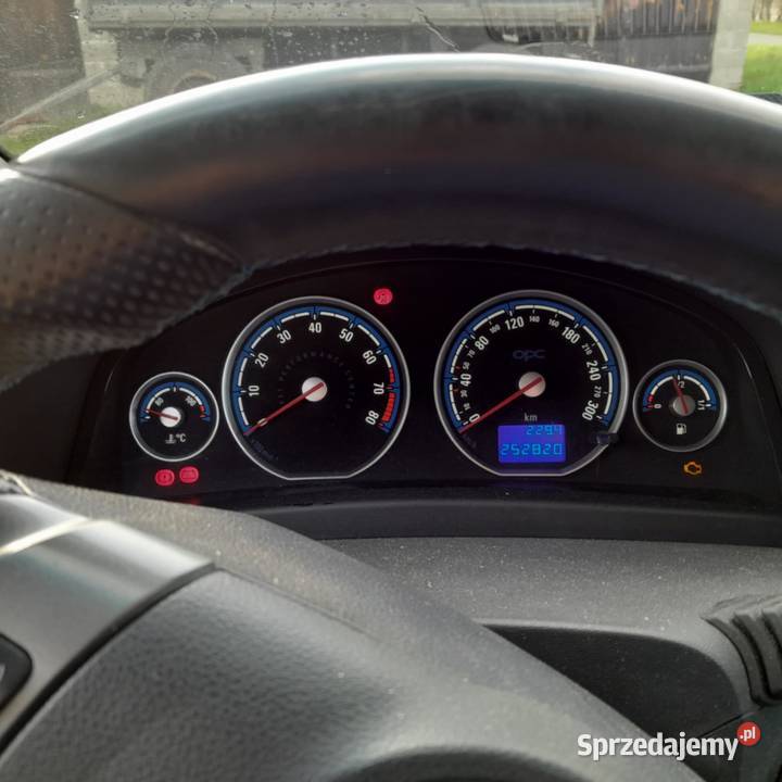 Opel vectra c 28T opc 280 manualna Tuszyma