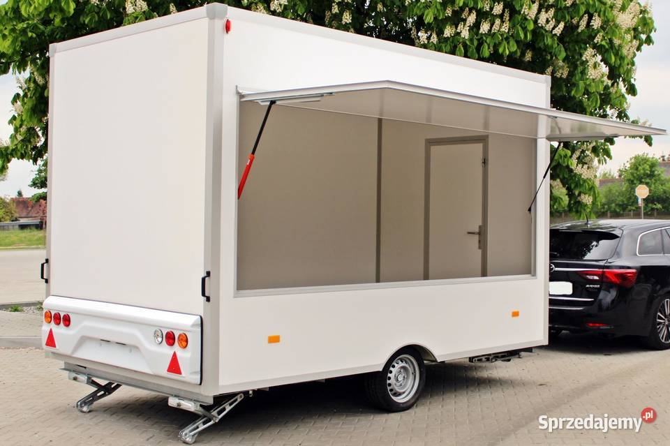 Esselmann Karello 3 przyczepa gastronomiczna gastronomiczne wielkopolskie Jarocin