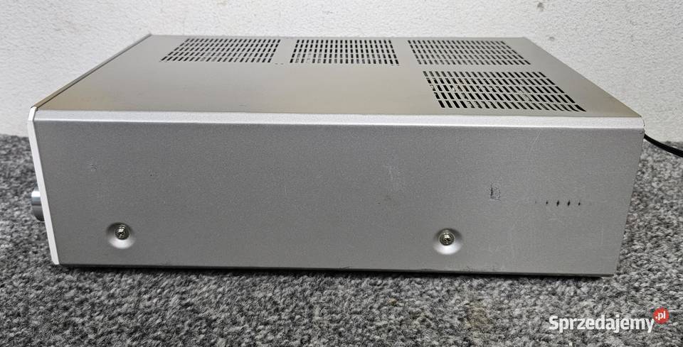 Amplituner STEREO Yamaha RXE410 Natural Sound Odtwarzacze CD i MD sprzedam