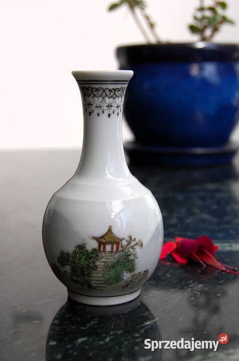 Chiński wazonik pejzaż pagoda porcelana chińska lubelskie Lublin