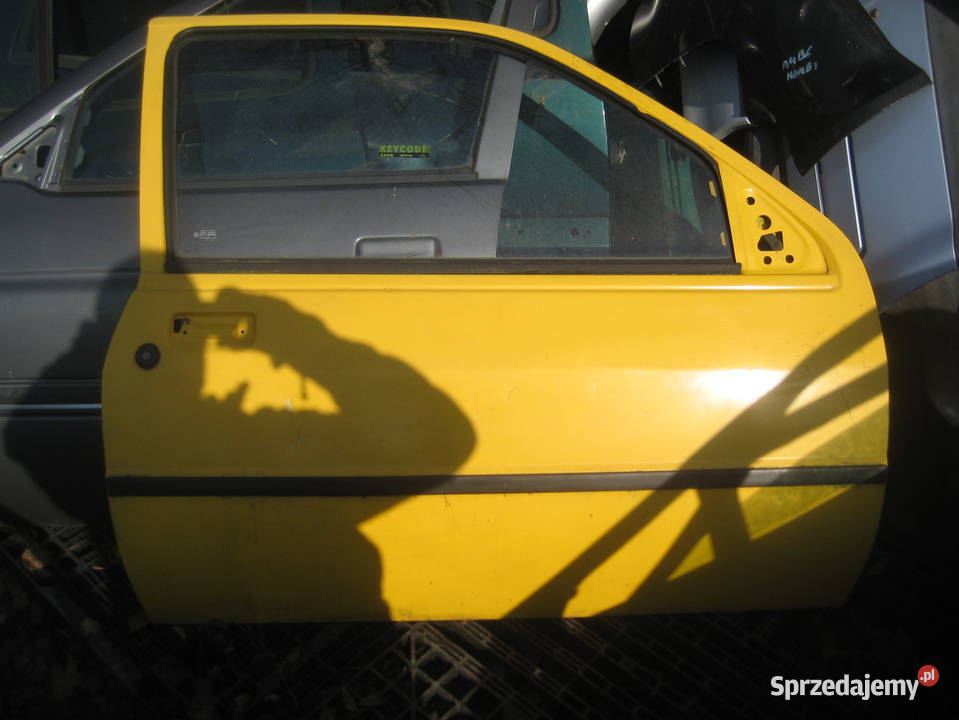 ford fiesta mk3 8994r drzwi przód prawe 3dz Rakoniewice