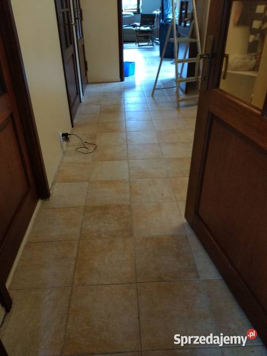 Remonty i wykończenia wnętrz szpachlowanie Krosno usługi budowlane