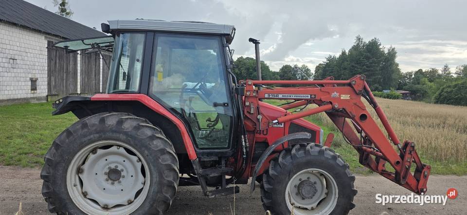 Massey Ferguson 6140 z ładowaczem Nasielsk
