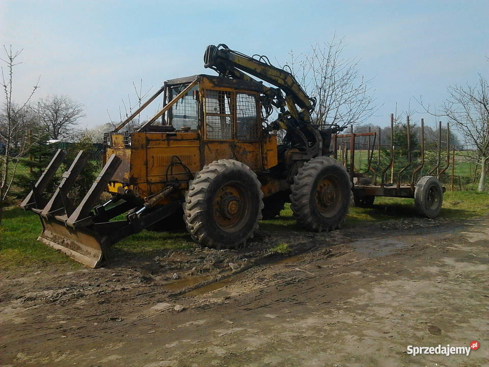 LKT 81 z przyczepą leśną Rok produkcji 1987 Maszyny rolnicze Zgierz