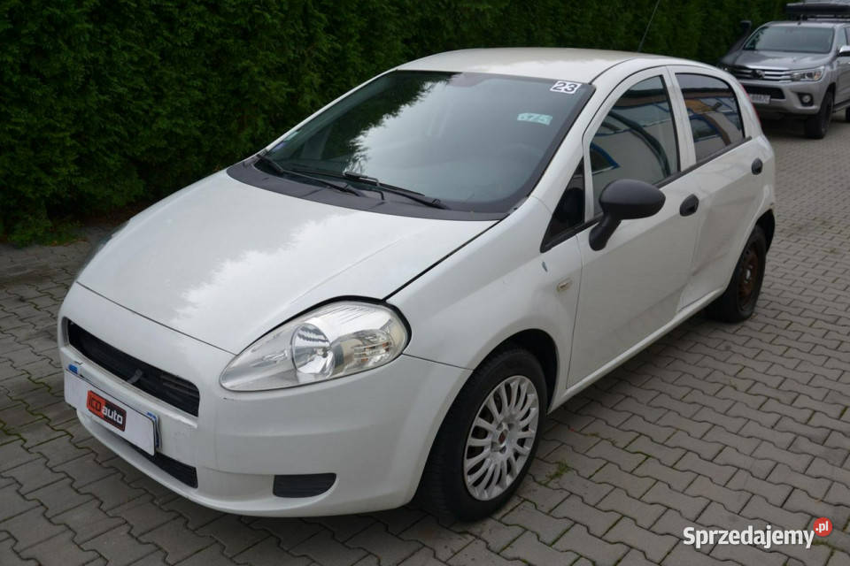 Fiat Grande Punto 12 benzyna 70 NISKI PRZEBIEG małopolskie Kęty