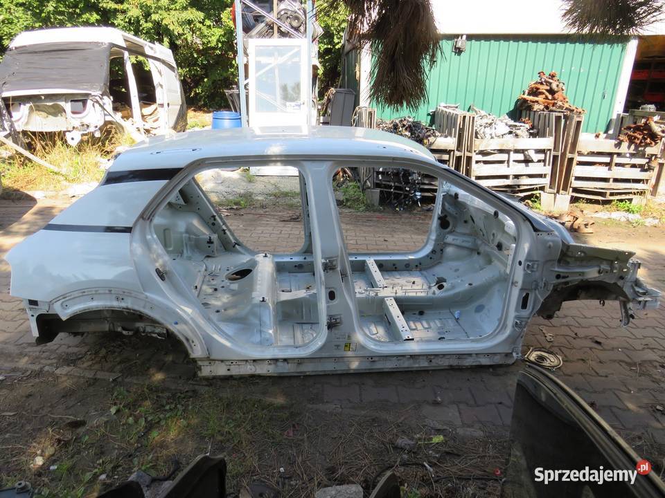 PRÓG SŁUPEK PRAWY BOK EWPB CITROEN C4 CACTUS 15r
