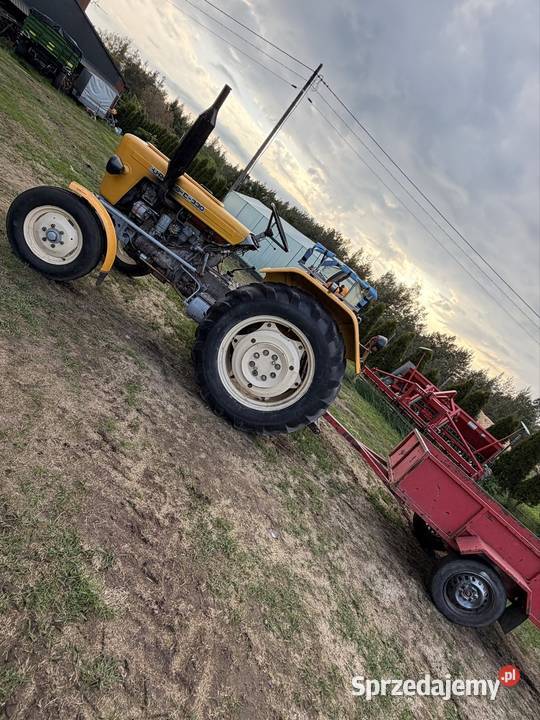 Sprzedam Ursusa c 330 stan 1988r numer telefonu Podborze