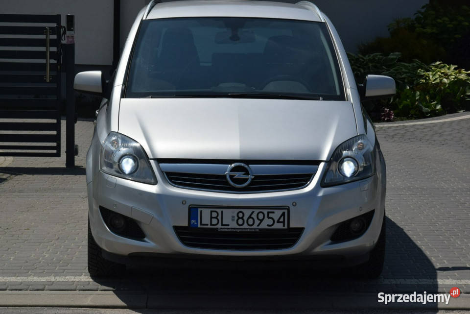 Opel Zafira 16B Klimatronik Xenon PDC 2013r 7 Majdan Sieniawski sprzedam