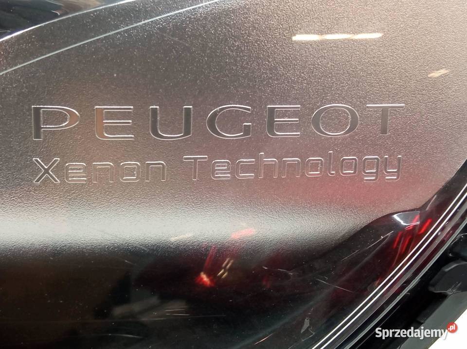 LAMPA PRZÓD LEWA XENON EU USZKODZONA 9808573580 Rok produkcji 2019
