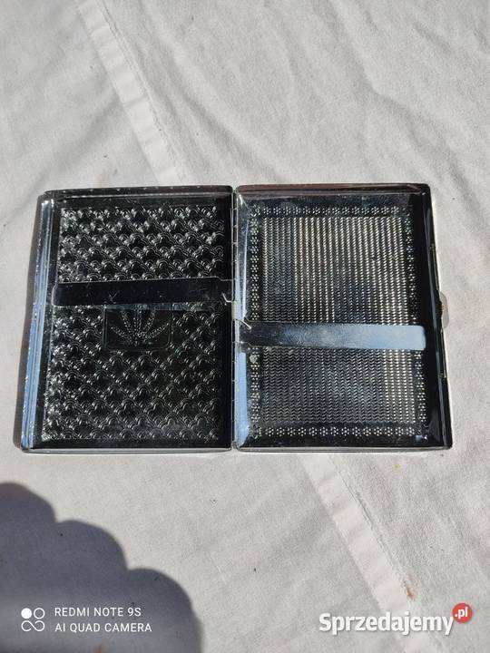 Stara papierośnica z ciekawym logo mazowieckie Iłża