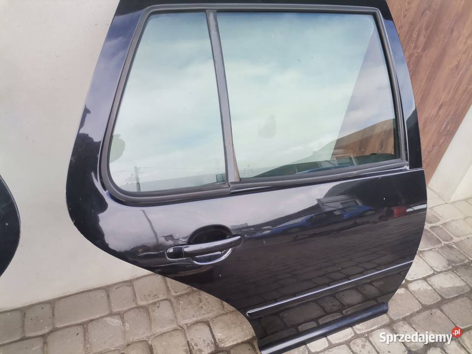 VOLKSWAGEN GOLF 4 IV 5D DRZWI PRAWY TYŁ osobowe