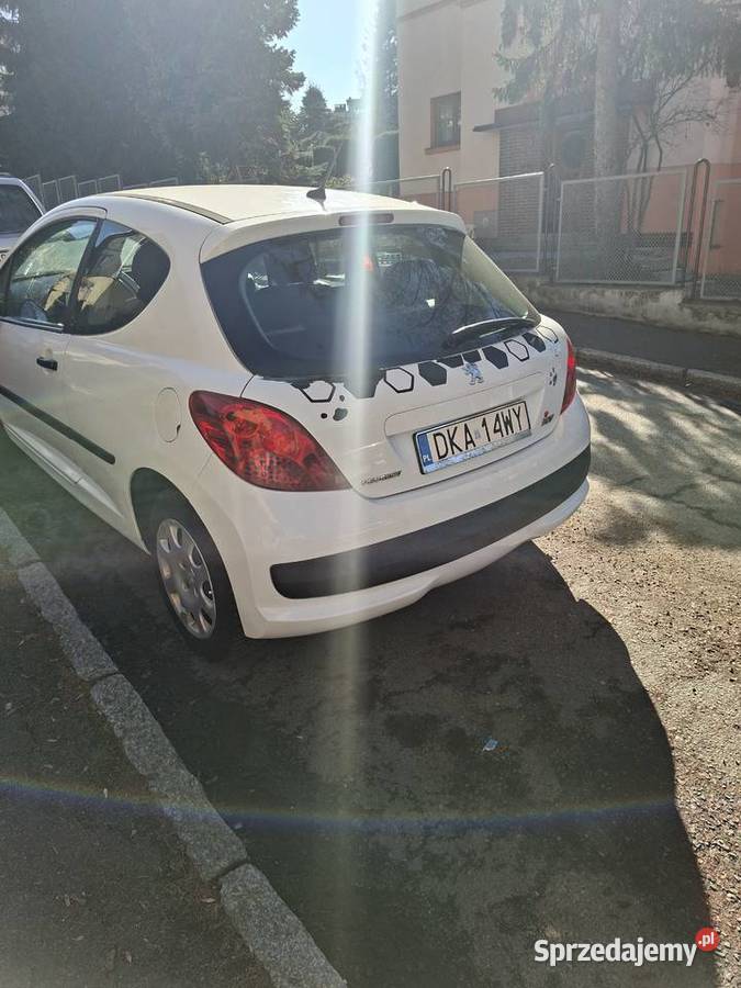 PEUGEOT 207 14 HDI