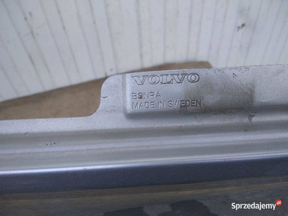 VOLVO XC60 2 II BŁOTNIK PRAWY PRZÓD Błotniki