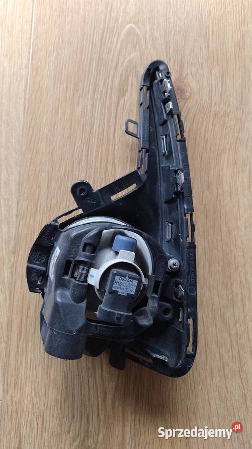 Halogen prawy przedni Toyota Yaris III Lampy przeciwmgielne mazowieckie Warszawa