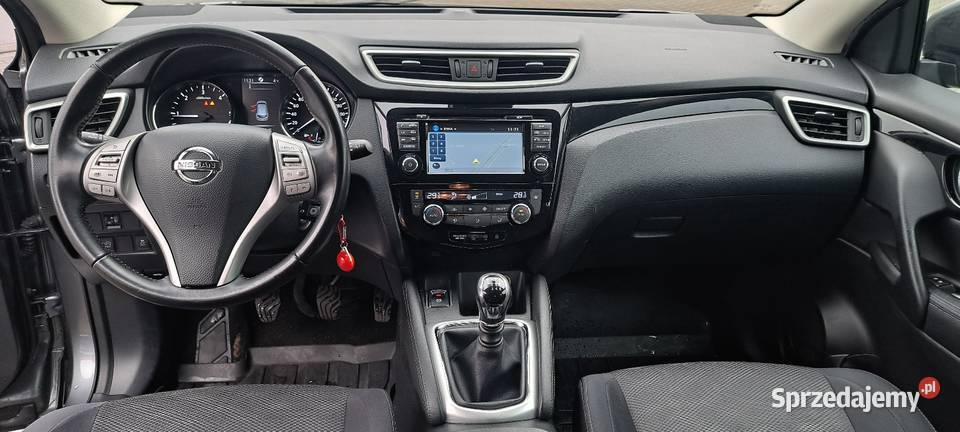 Nissan Qashqai 15 DCI Manual 6 110hk 2015r świętokrzyskie Starachowice