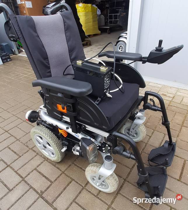 Wózek inwalidzki z napędem Invacare Bora ładny Sprzęt rehabilitacyjny i ortopedyczny Syców