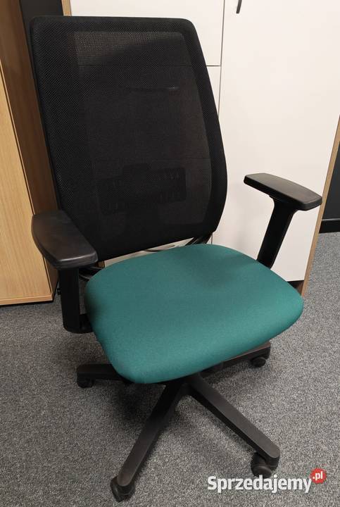 Fotel biurowy 120 posiadamy 12 Jacków sprzedam