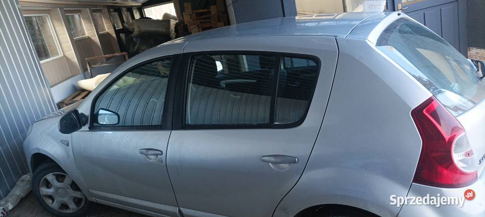 sprzedam Dacia SANDERO 14gaz Rok produkcji 2010 Nawojowa sprzedam
