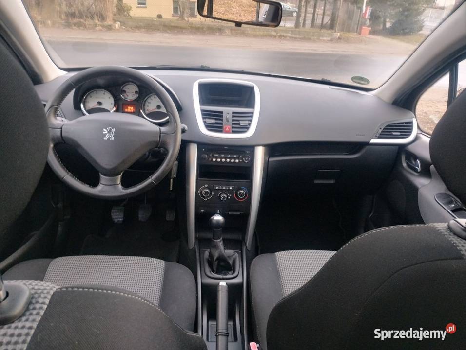 Peugeot 207SW 14 benzyna 2009 134 przebieg dolnośląskie