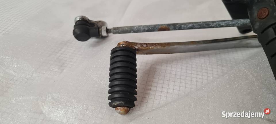 Suzuki Intruder 125 set lewy podnóżek Warszawa