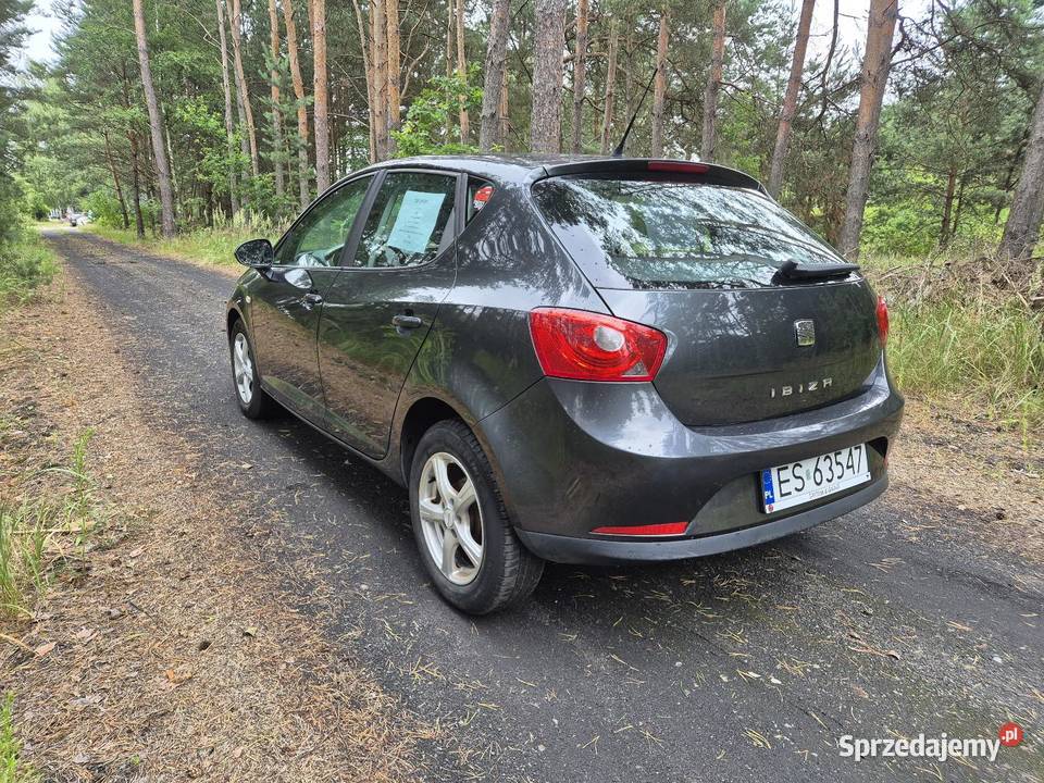 Seat Ibiza 14 MPI benzyna 86 Fajny stan Nowy Samochody osobowe