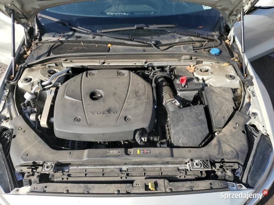 2019 VOLVO S60 T6 MOMENTUM