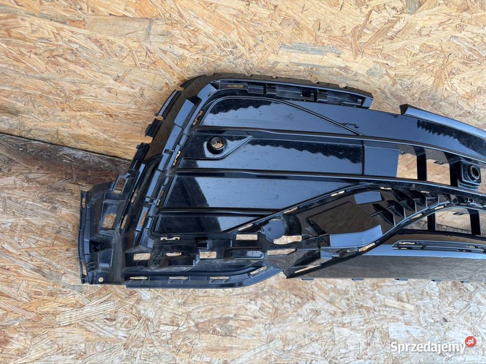 Spoiler dół zderzaka przód Tiguan 2 II lift Rok produkcji 2022 Międzychód sprzedam