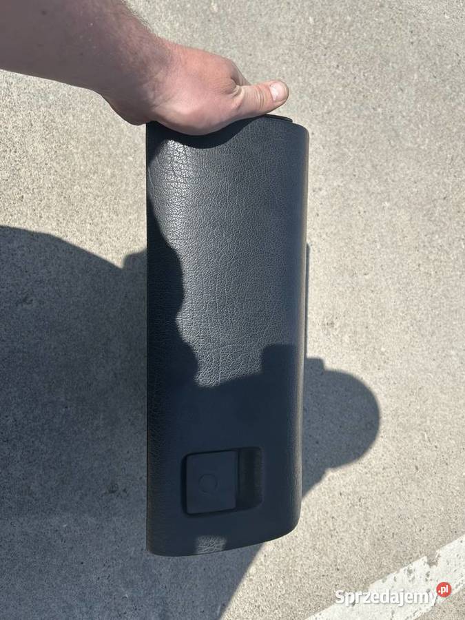 Schowek pasażera w miejscu poduszki pasażera Pozostałe Gdańsk