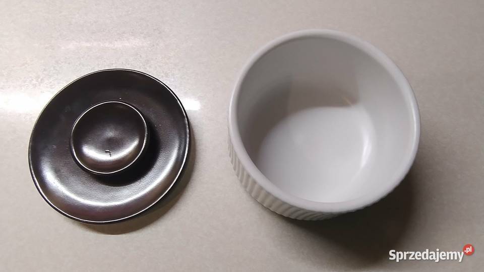 Mix filiżanki i kubki i inne skarby10 sztukę Miechów