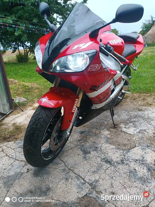 Yamaha R1