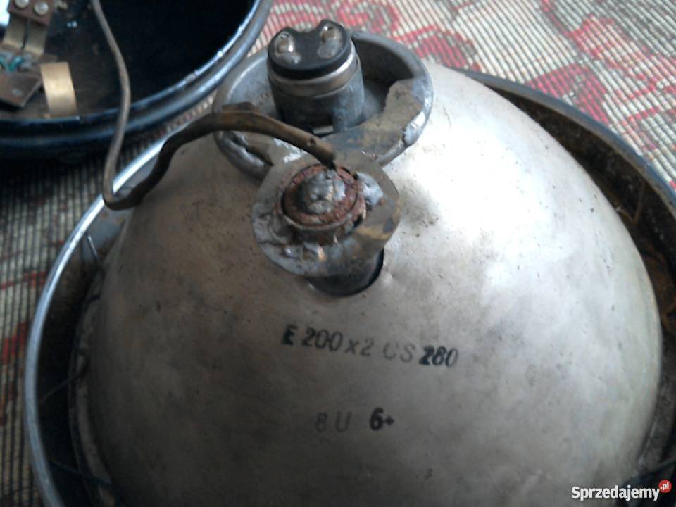 lampa przednia MercedesBenz 200W21 z 1937 r Giby