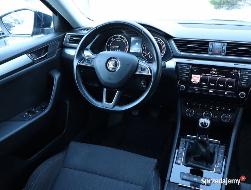 Skoda Superb 20 TDI czujnik parkowania Piaseczno