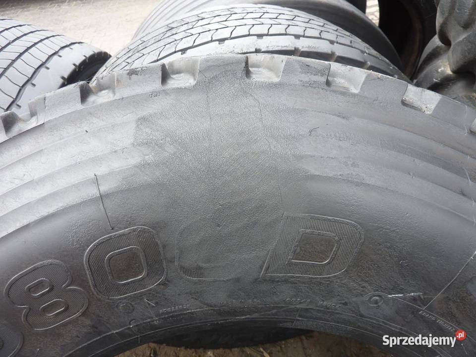 Opona używana ciężarowa 13R225 DAYTON D8000 700 sprzedam
