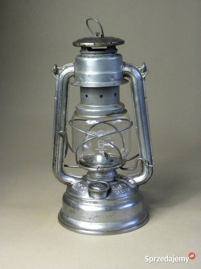 Niemiecka lampa naftowa Feuerhand 276 Baby Legnica