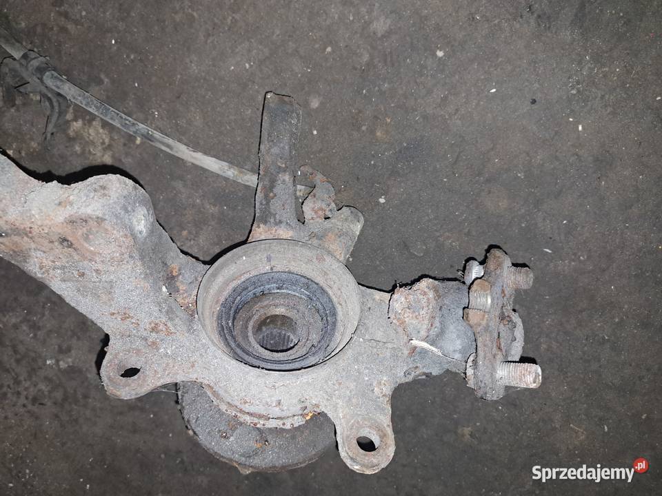 Toyota celica VI zwrotnica prawy przód osobowe Tarnów