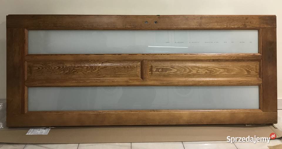 Drzwi drewniane z ościeżnicą regulowaną 80 lewe sprzedam