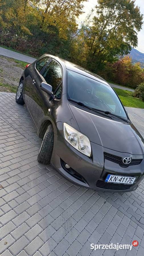 Toyota Auris 16 16 V benzyna 200600km Nowy Sącz sprzedam