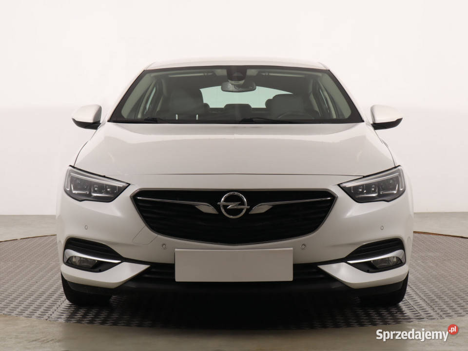 Opel Insignia 15 Turbo