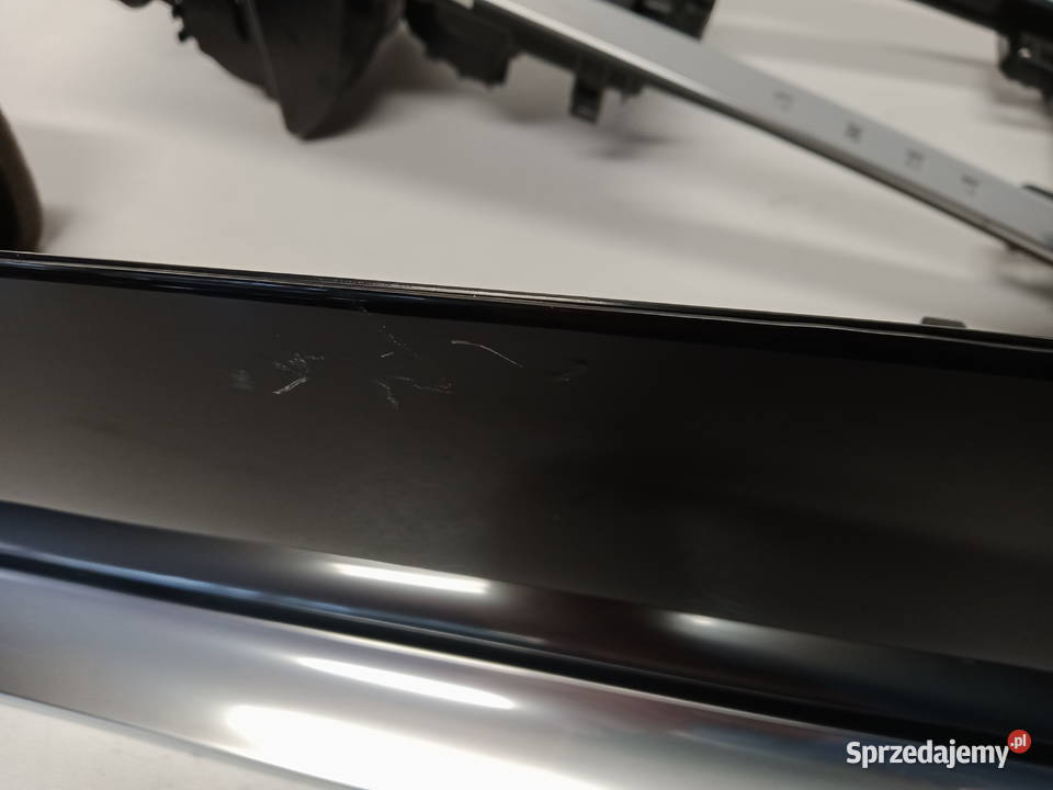 PORSCHE MACAN KRATKA NAWIEWU LISTWA DECOR