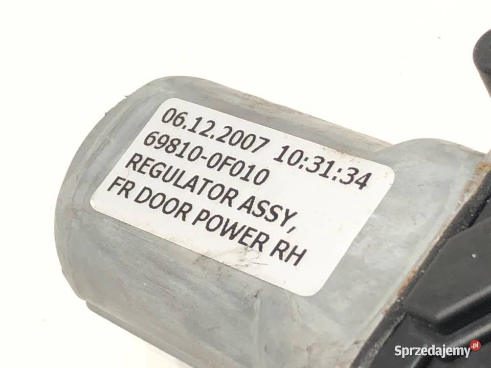 PODNOŚNIK SZYBY PRAWY PRZÓD TOYOTA COROLLA E13