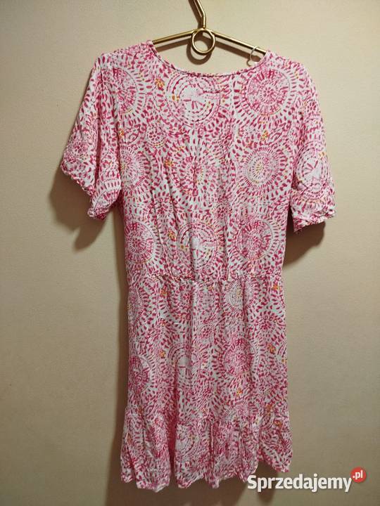 Sukienka wygodna na wiosnę rozmiar 44 Biecz