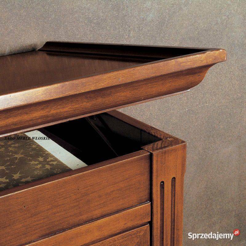 Klasyczna witrynka niska 1d Infinito 752 Kredensy i witryny Przemyśl sprzedam