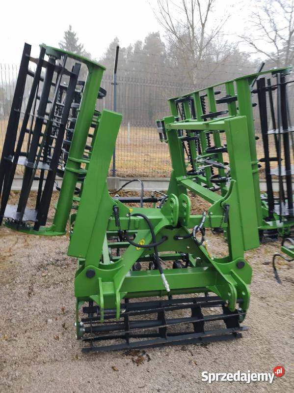 Agregat uprawowy z wałkiem z przodu HERKULES Bełchatów