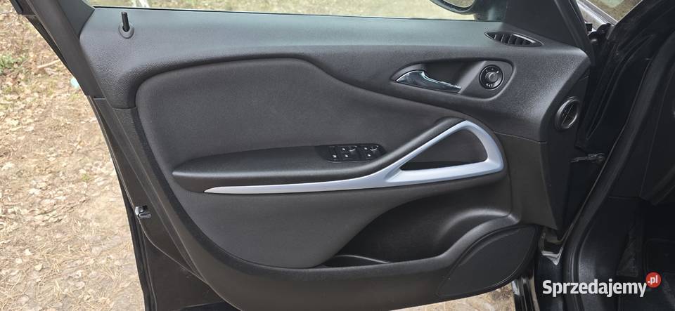 LIFT 7 osób Klimatronik Bluetooth Grzane fotele łódzkie Andrespol