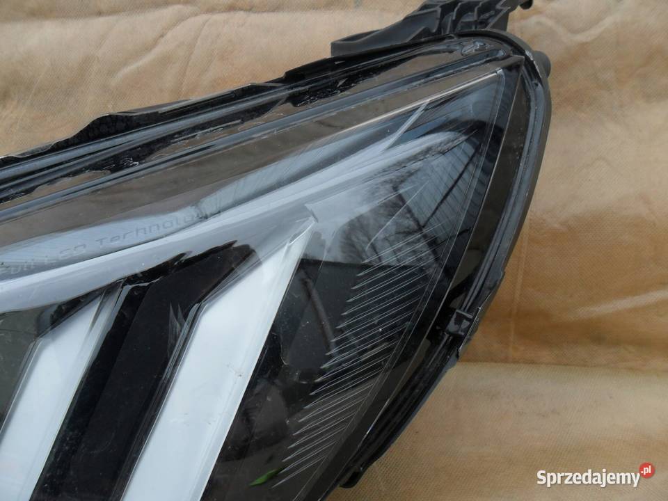 LAMPA REFLEKTOR LEWY PRZÓD EU 9841642080 PEUGEOT osobowe Lampy przednie