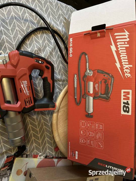 Smarownica akumulatorowa Milwaukee 18V