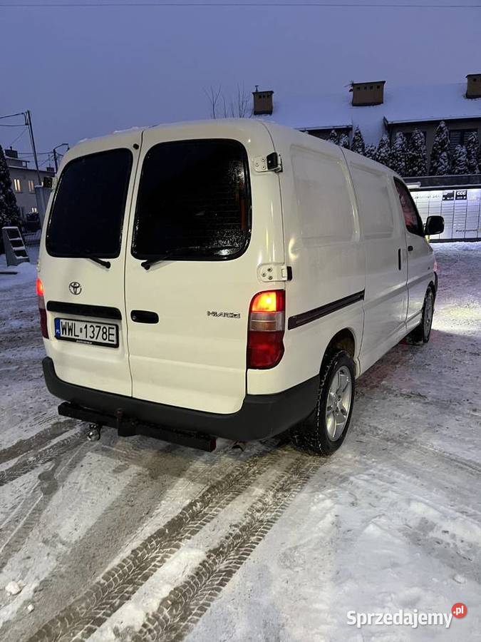 Toyota Hiace faktura VAT 23