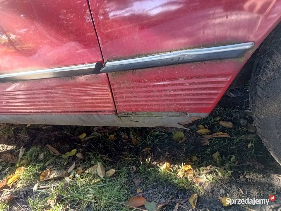 Mercedes slc450 sl450 c107 w107 1977 uszkodzony 450 Lublin
