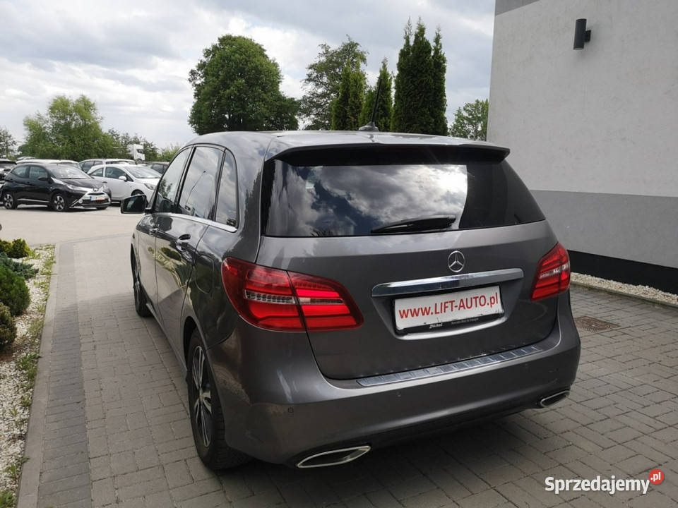 Mercedes B 200 22 CDI 140 Klimatr Navi Isofix elektryczne lusterka