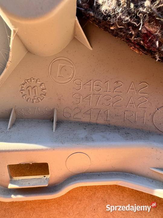 Osłona tylnego prawego słupka Toyota Yaris III Brzesko